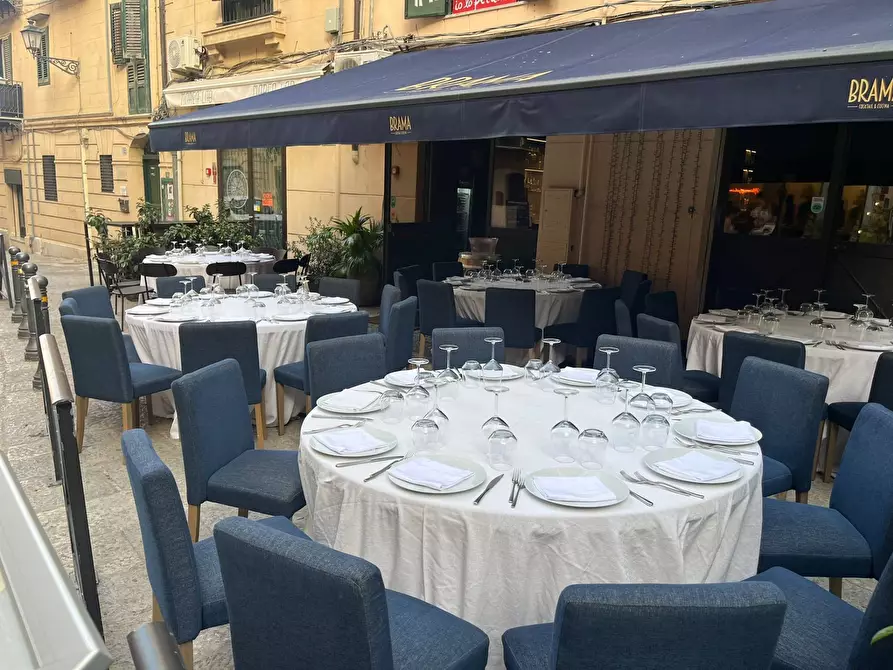 Immagine 6 di Attività commerciale in affitto  in Via Giovanni Meli a Palermo