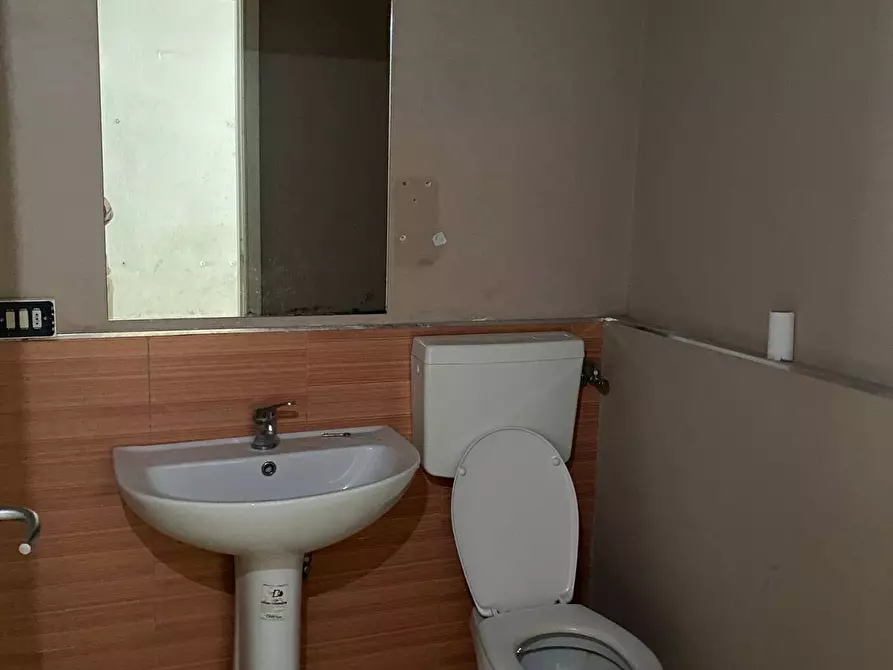 Immagine 8 di Magazzino in affitto  in Via Francesco Musotto a Palermo