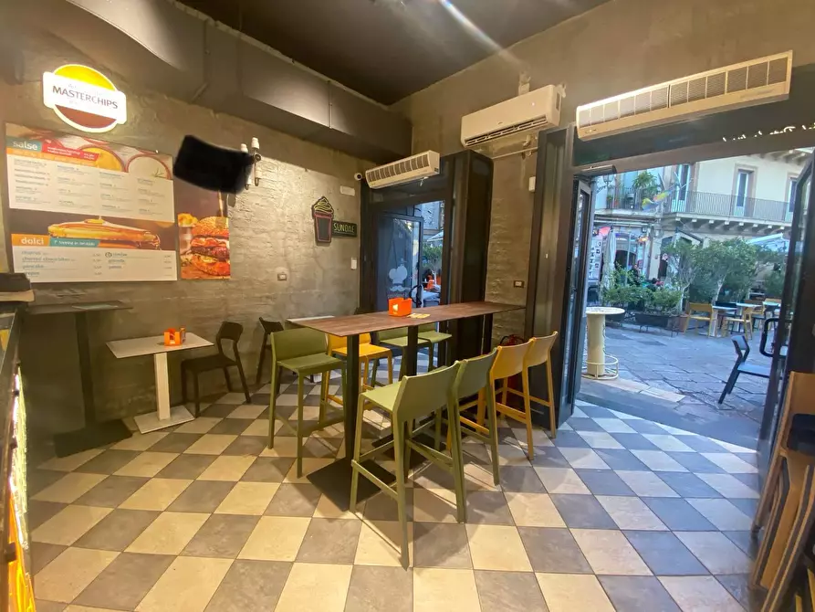 Immagine 4 di Negozio in affitto  in Piazza Rivoluzione 8 a Palermo