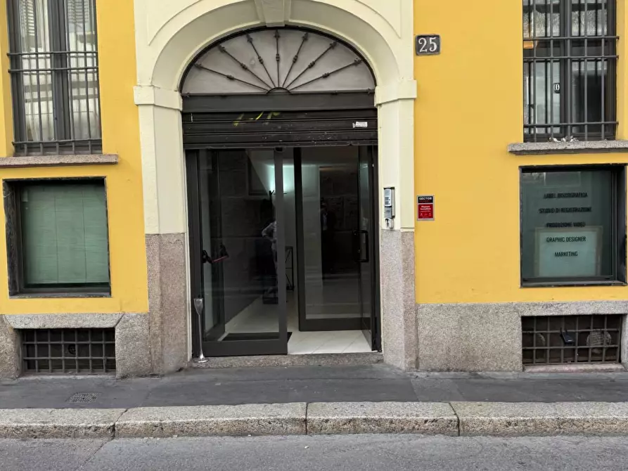 Immagine 31 di Ufficio in vendita  in Via Lanzone a Milano