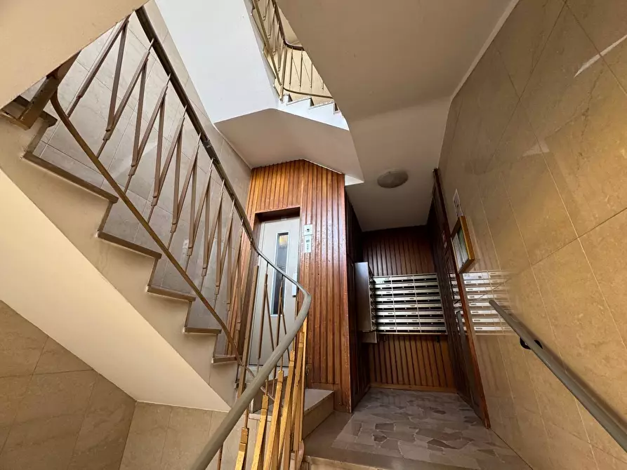 Immagine 5 di Appartamento in vendita  in Via Ambrogio Binda a Milano