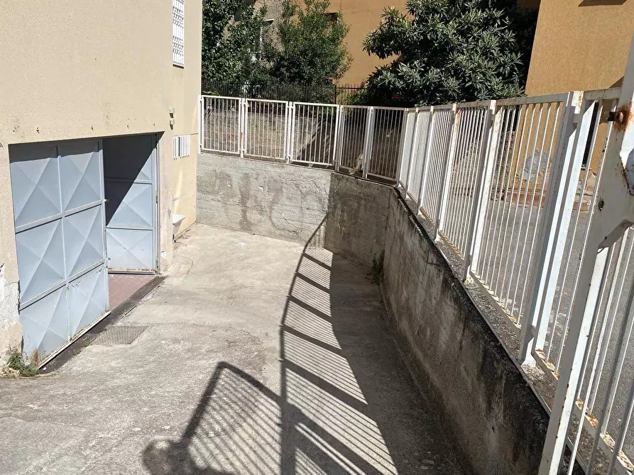 Immagine 2 di Magazzino in vendita  in Via Francesco Musotto a Palermo