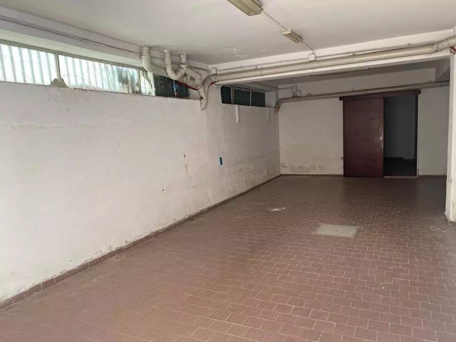 Immagine 7 di Magazzino in vendita  in Via Francesco Musotto a Palermo