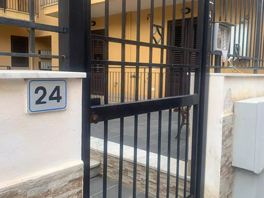 Immagine 2 di Appartamento in vendita  in Via Andrea Doria 24 a Bagheria