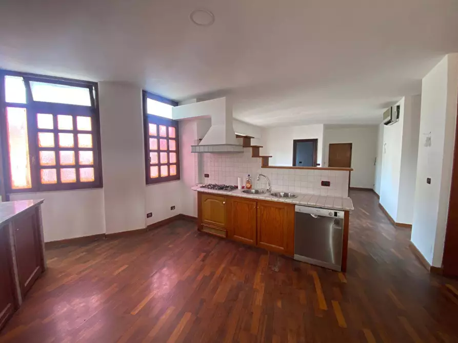 Immagine 8 di Appartamento in affitto  in Via Ercole Bernabei 19 a Palermo