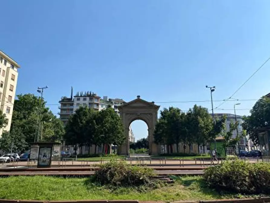 Immagine 7 di Negozio in affitto  in Piazzale Principessa Clotilde a Milano