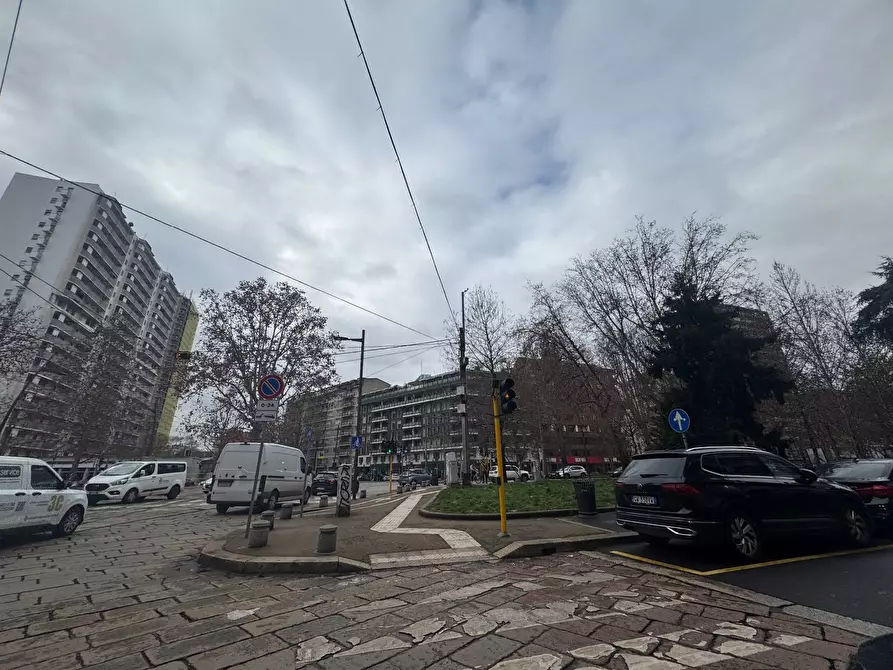 Immagine 1 di Appartamento in affitto  in Corso Sempione a Milano
