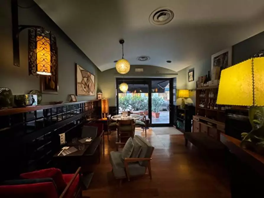 Immagine 2 di Negozio in affitto  in Corso Magenta a Milano