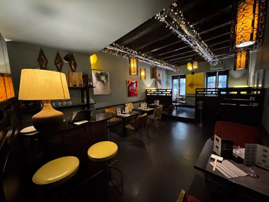 Immagine 9 di Negozio in affitto  in Corso Magenta a Milano