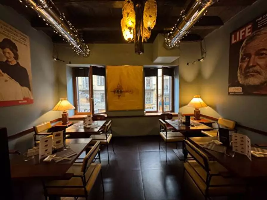 Immagine 12 di Negozio in affitto  in Corso Magenta a Milano