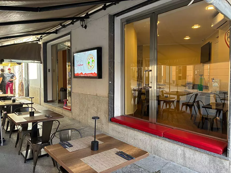 Immagine 4 di Attività commerciale in affitto  in Via Vittorio Emanuele a Palermo