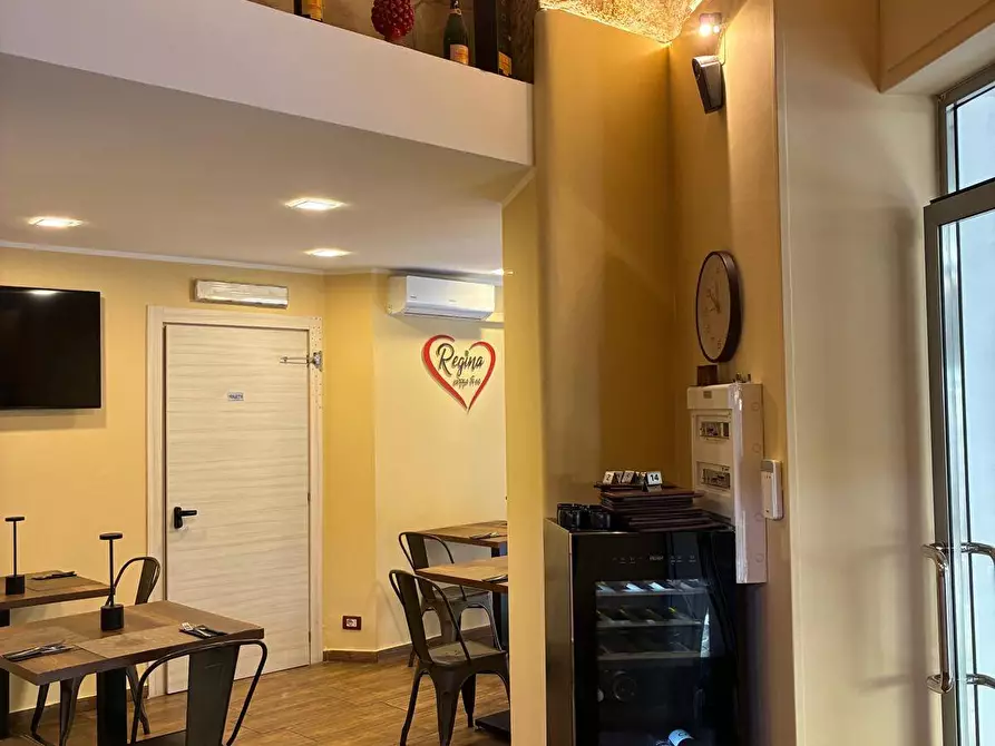 Immagine 15 di Attività commerciale in affitto  in Via Vittorio Emanuele a Palermo