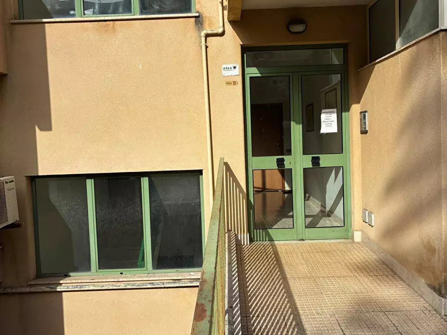 Immagine 4 di Ufficio in affitto  in Via Santuario Di Cruillas 22 a Palermo