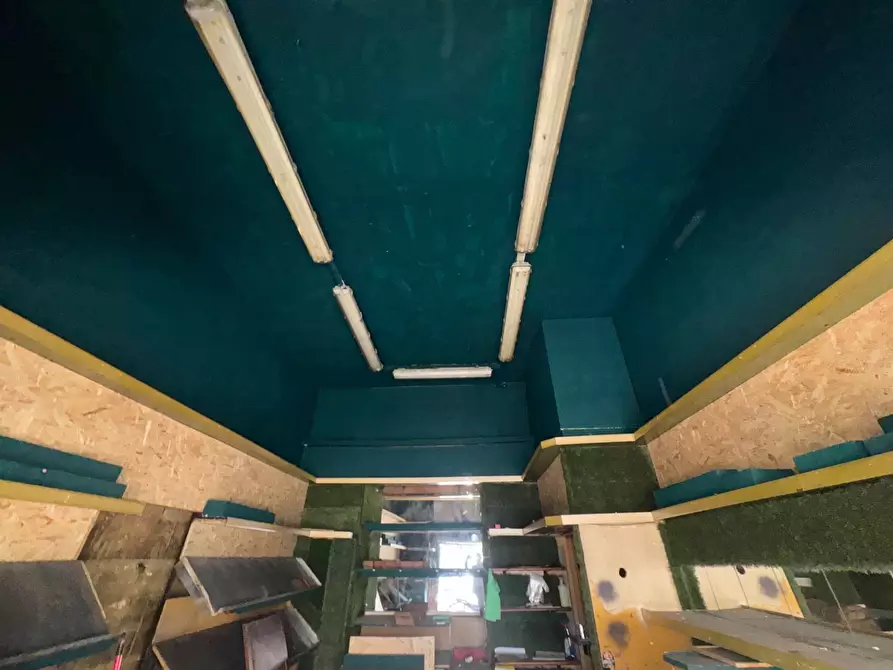 Immagine 1 di Negozio in affitto  in Via Giosue' Carducci a Milano