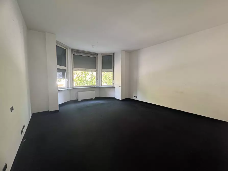 Immagine 4 di Ufficio in affitto  in Via Antonio Canova a Milano