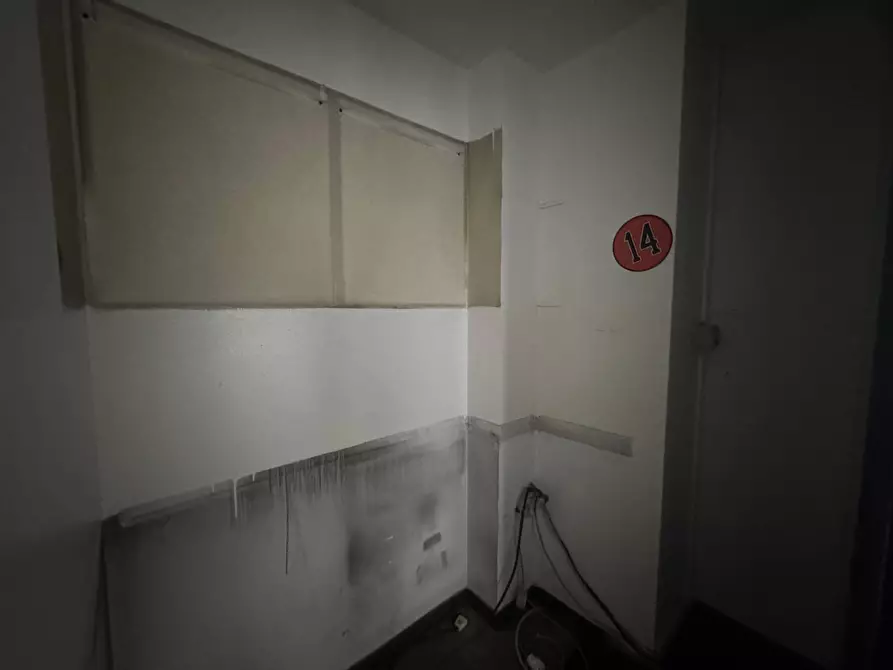 Immagine 11 di Ufficio in affitto  in Via Antonio Canova a Milano