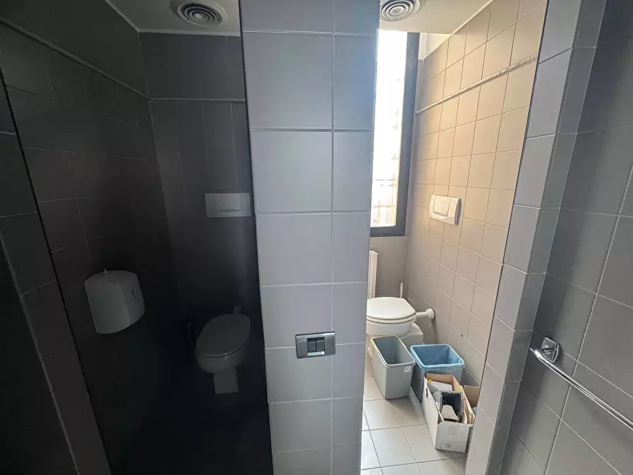 Immagine 24 di Ufficio in affitto  in Via Antonio Canova a Milano