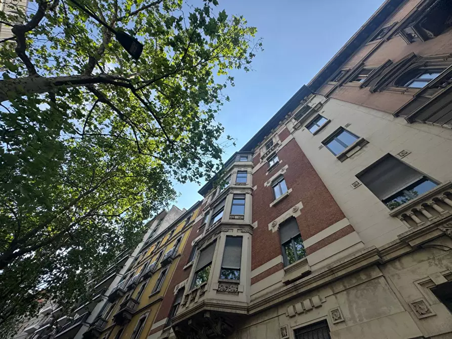 Immagine 31 di Ufficio in affitto  in Via Antonio Canova a Milano