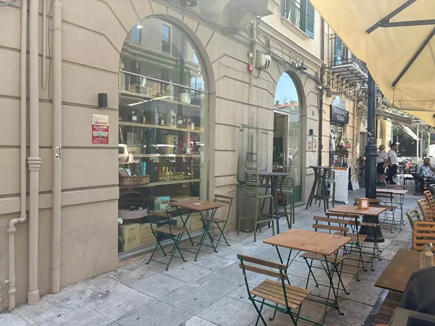 Immagine 3 di Attività commerciale in affitto  in Via Gaetano Daita 5 a Palermo