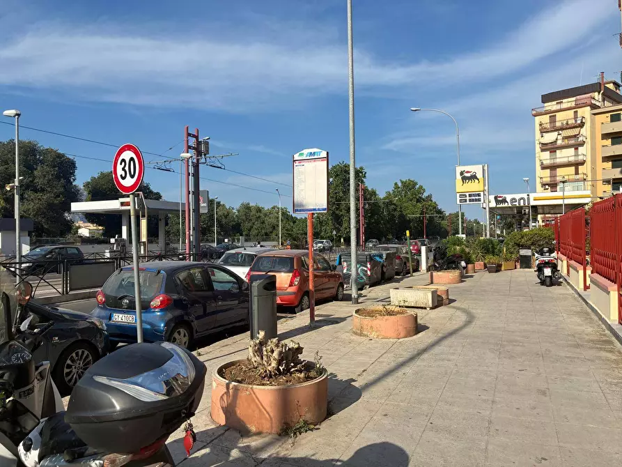 Immagine 4 di Negozio in affitto  in Via Leonardo Da Vinci 408 a Palermo