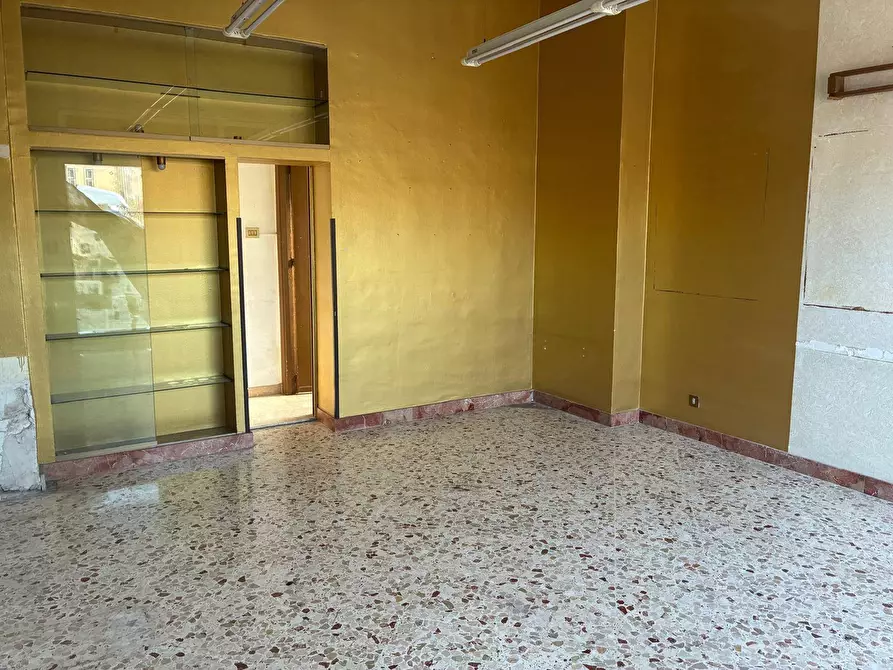 Immagine 8 di Negozio in affitto  in Via Leonardo Da Vinci 408 a Palermo