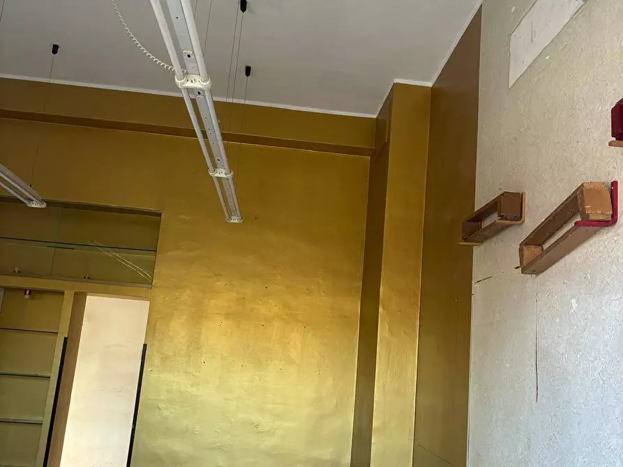 Immagine 12 di Negozio in affitto  in Via Leonardo Da Vinci 408 a Palermo