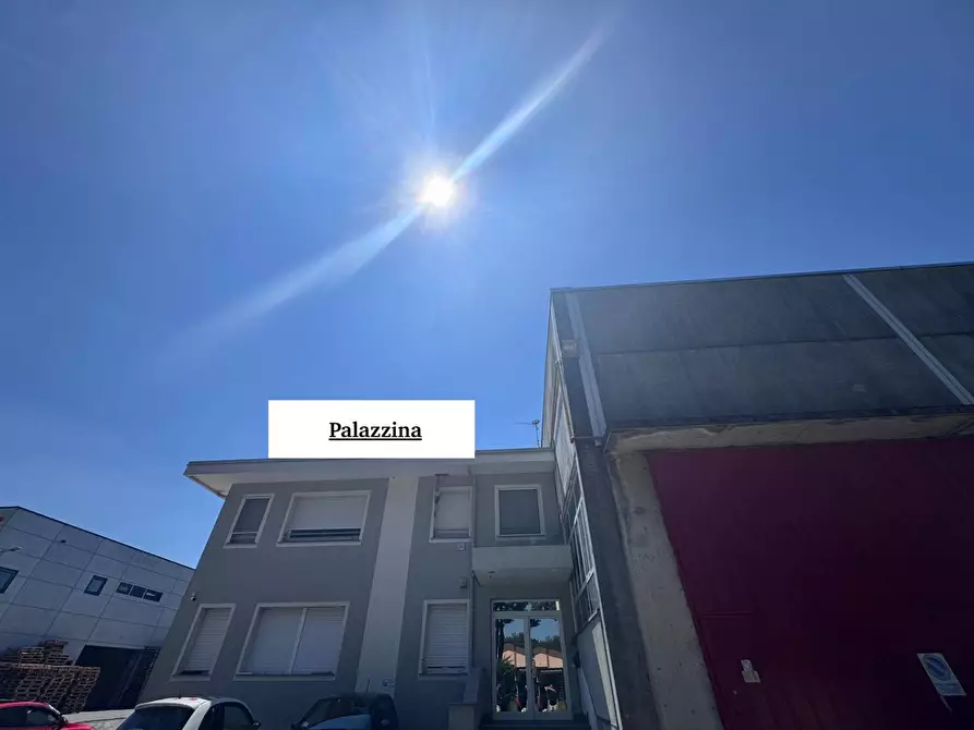 Immagine 6 di Capannone industriale in vendita  in Via Lazzaretto a Gorla Maggiore