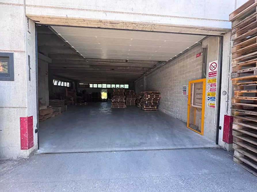Immagine 17 di Capannone industriale in vendita  in Via Lazzaretto a Gorla Maggiore
