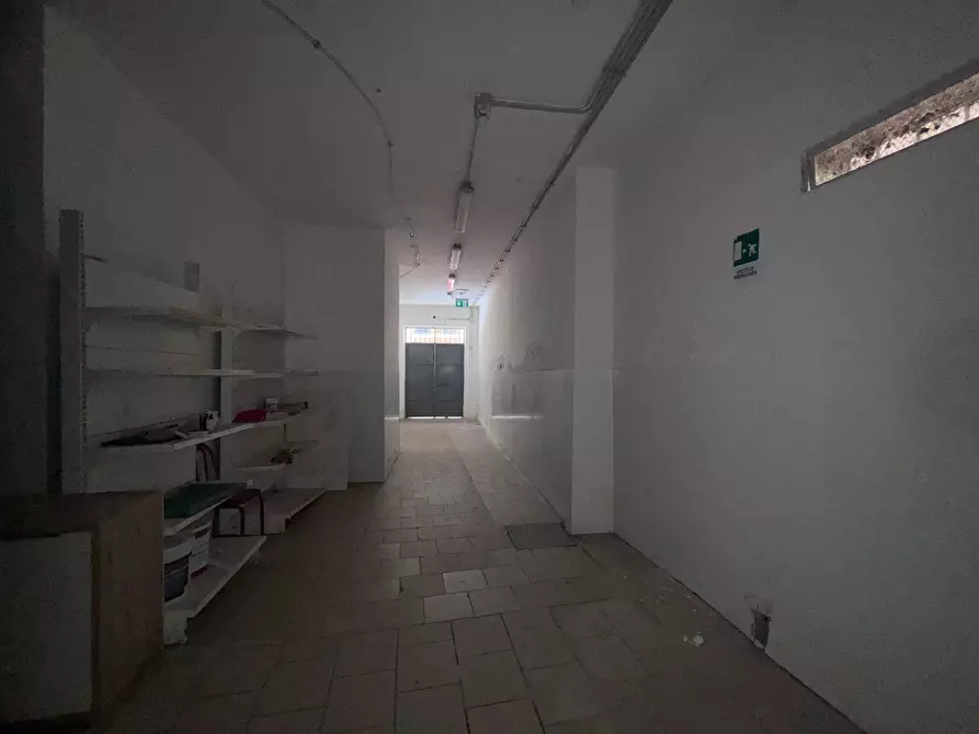 Immagine 8 di Negozio in affitto  in Via Luigi Manfredi 14 a Palermo