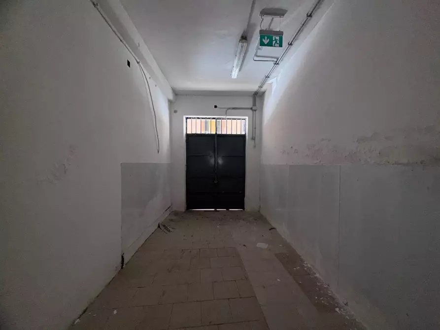Immagine 9 di Negozio in affitto  in Via Luigi Manfredi 14 a Palermo