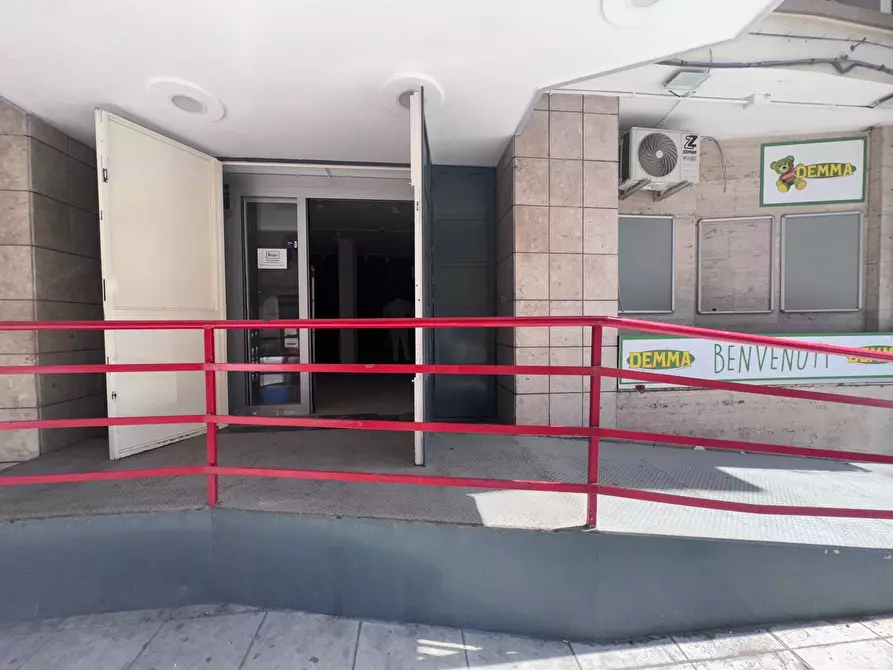 Immagine 14 di Negozio in affitto  in Via Luigi Manfredi 14 a Palermo