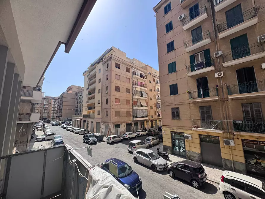 Immagine 16 di Negozio in affitto  in Via Luigi Manfredi 14 a Palermo