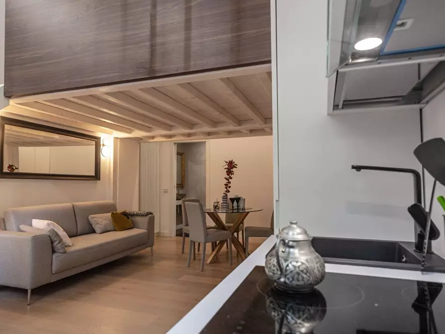 Immagine 5 di Appartamento in affitto  in Via Giovanni Battista Barinetti a Milano