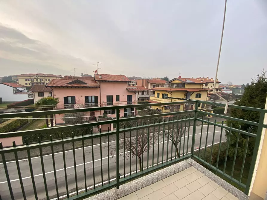 Immagine 4 di Appartamento in vendita  in via Adda 12 a Grezzago