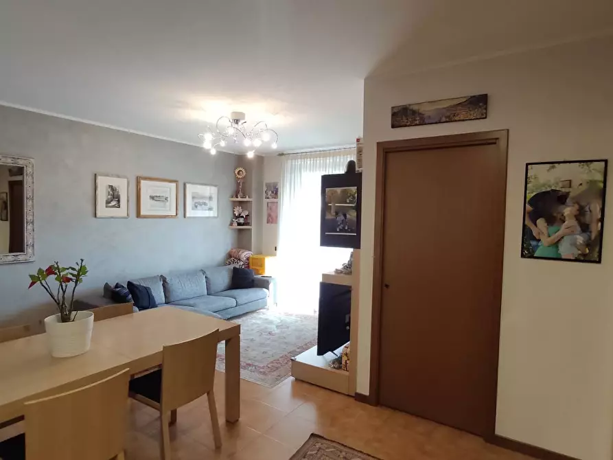 Immagine 5 di Appartamento in vendita  in VIA ADDA a Grezzago
