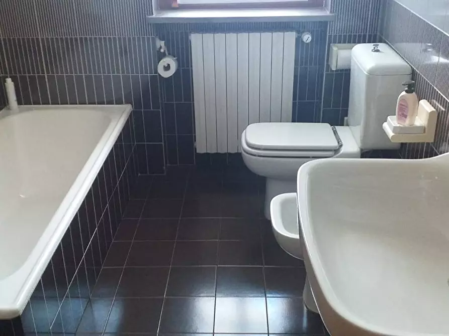 Immagine 33 di Villa in vendita  a Verderio Superiore