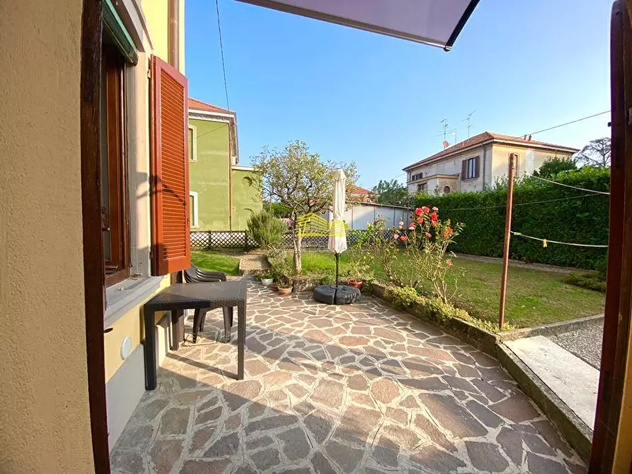 Immagine 32 di Casa semindipendente in vendita  in via Garibaldi a Capriate San Gervasio