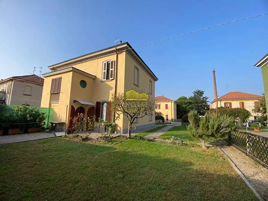 Immagine 36 di Casa semindipendente in vendita  in via Garibaldi a Capriate San Gervasio