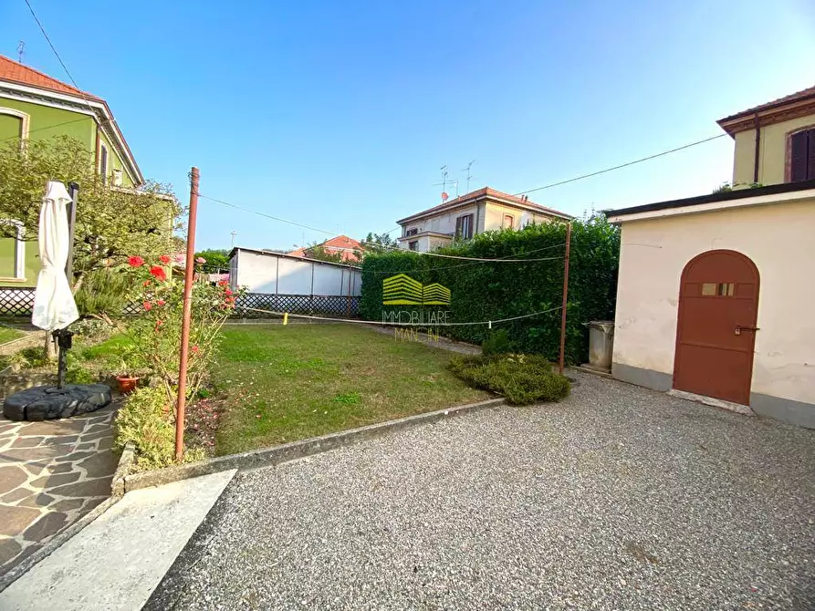 Immagine 47 di Casa semindipendente in vendita  in via Garibaldi a Capriate San Gervasio