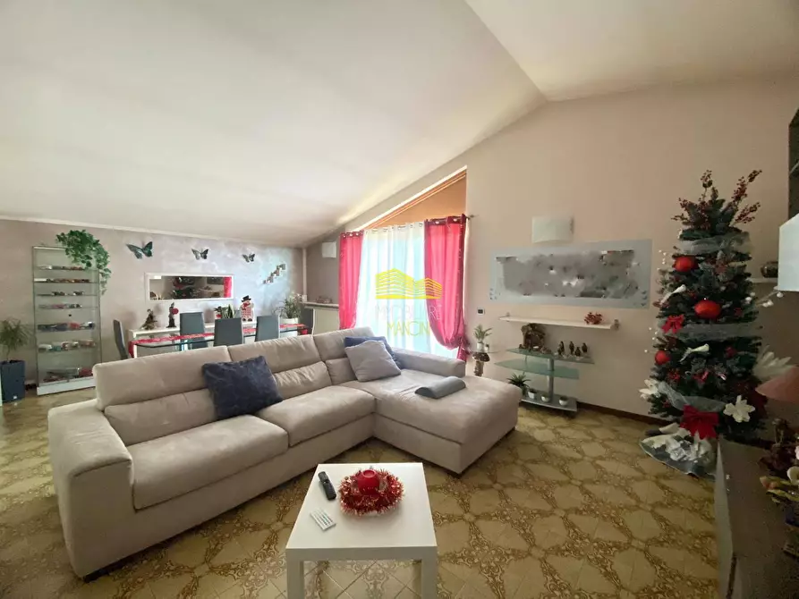 Immagine 24 di Villa in vendita  in VIA GENOVA a Capriate San Gervasio