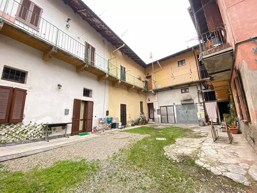 Immagine 31 di Appartamento in vendita  in via fermi a Grezzago