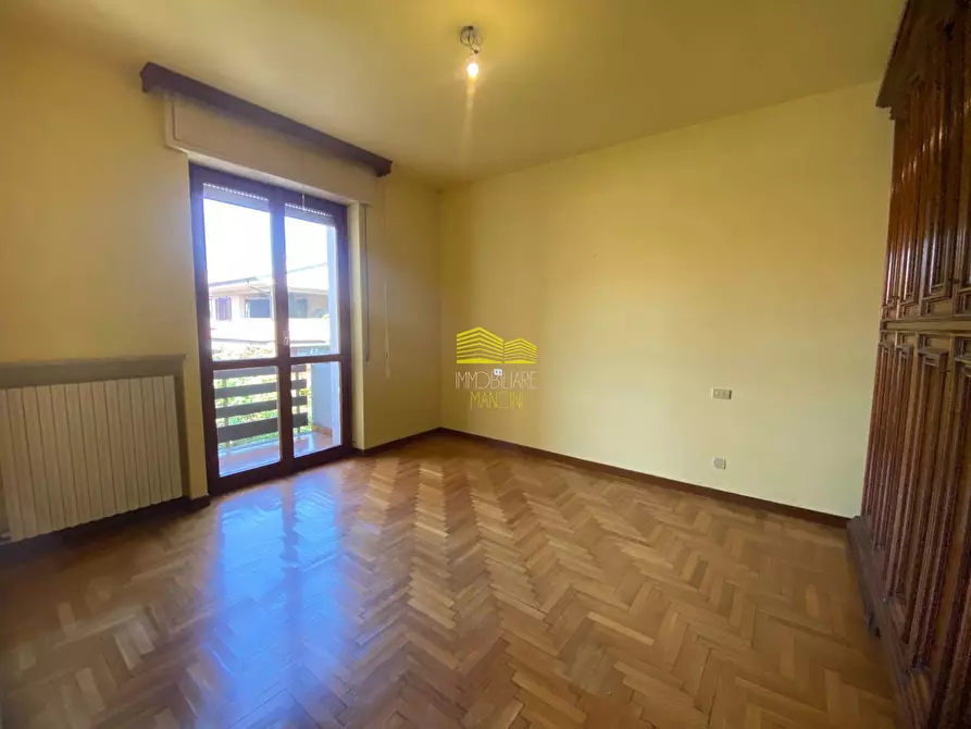 Immagine 62 di Villa in vendita  in via enrico toti a Agrate Brianza