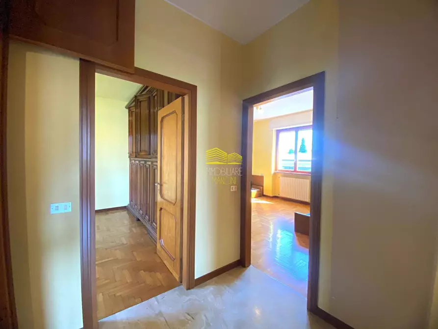 Immagine 56 di Villa in vendita  in via enrico toti a Agrate Brianza