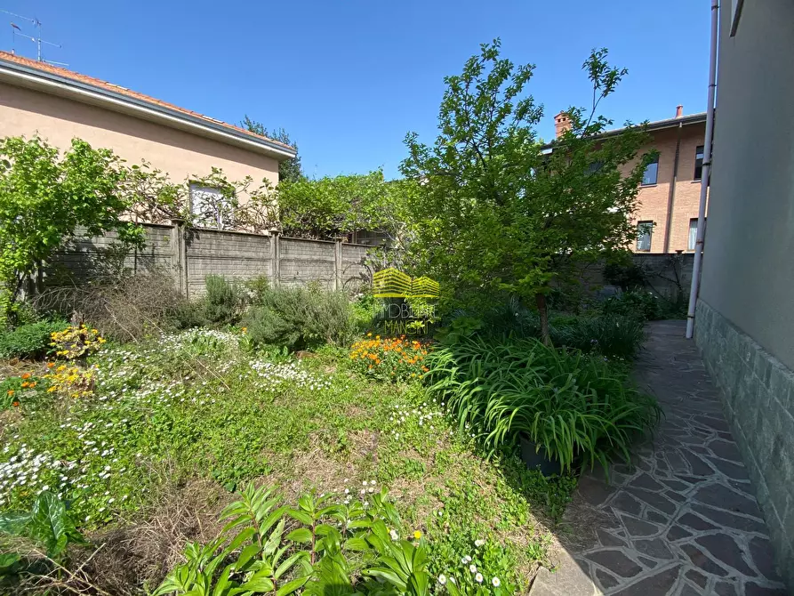 Immagine 20 di Villa in vendita  in via enrico toti a Agrate Brianza
