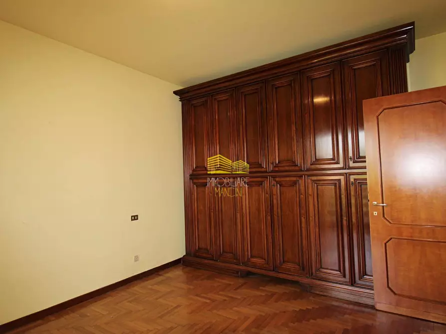 Immagine 65 di Villa in vendita  in via enrico toti a Agrate Brianza