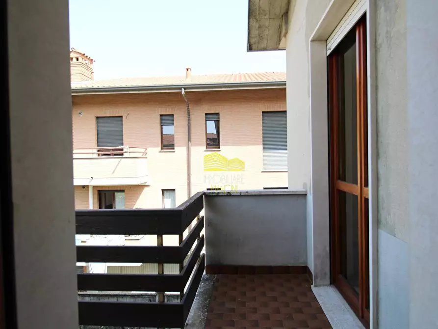 Immagine 52 di Villa in vendita  in via enrico toti a Agrate Brianza