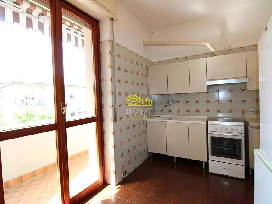 Immagine 32 di Villa in vendita  in via enrico toti a Agrate Brianza