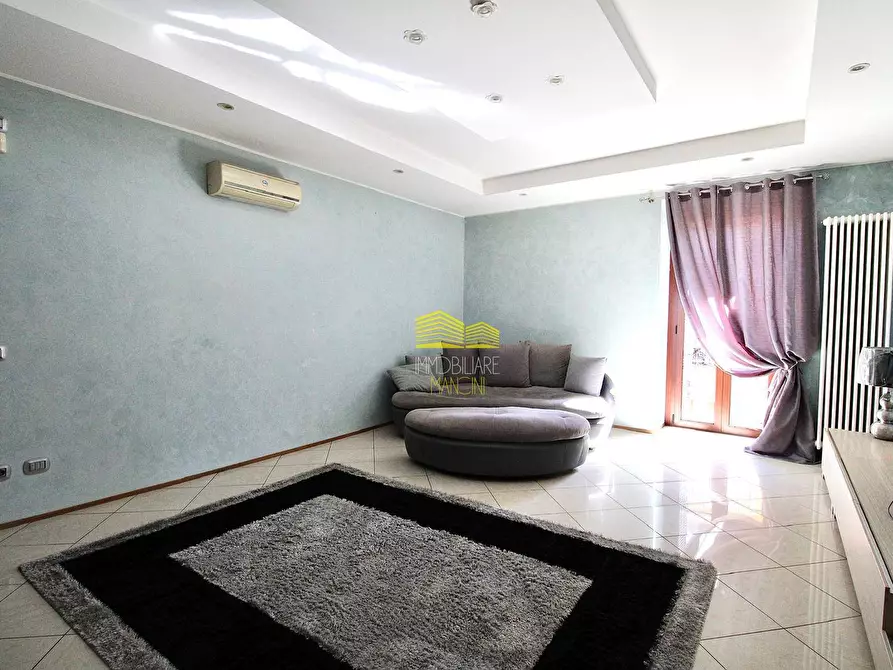 Immagine 9 di Appartamento in vendita  in Via Trieste a Capriate San Gervasio