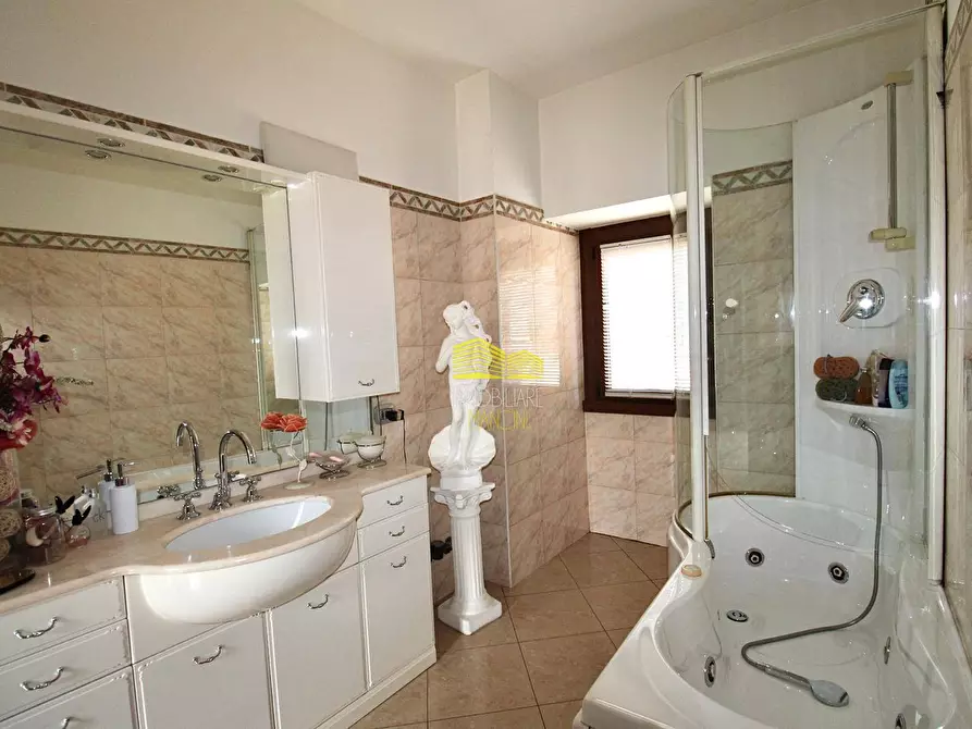 Immagine 38 di Appartamento in vendita  in Via Trieste a Capriate San Gervasio