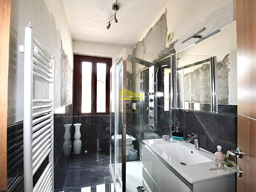 Immagine 35 di Appartamento in vendita  in Via Trieste a Capriate San Gervasio